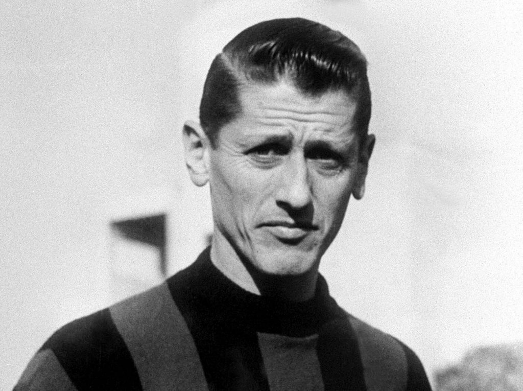 Uruguay's greatest ever player, Schiaffino was the creative genius behind Uruguay's stunning 1950 World Cup victory