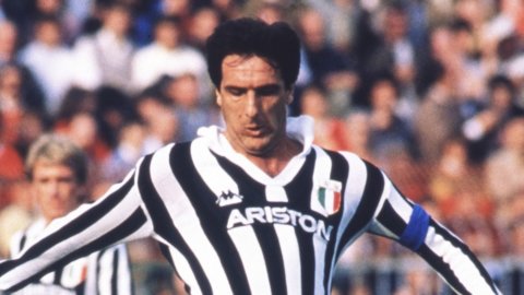 Gaetano Scirea – Italy - World Cup legendary defenders