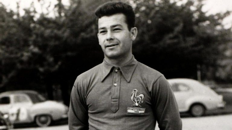 Just Fontaine celebrating after scoring for France in 1958 World Cup.
